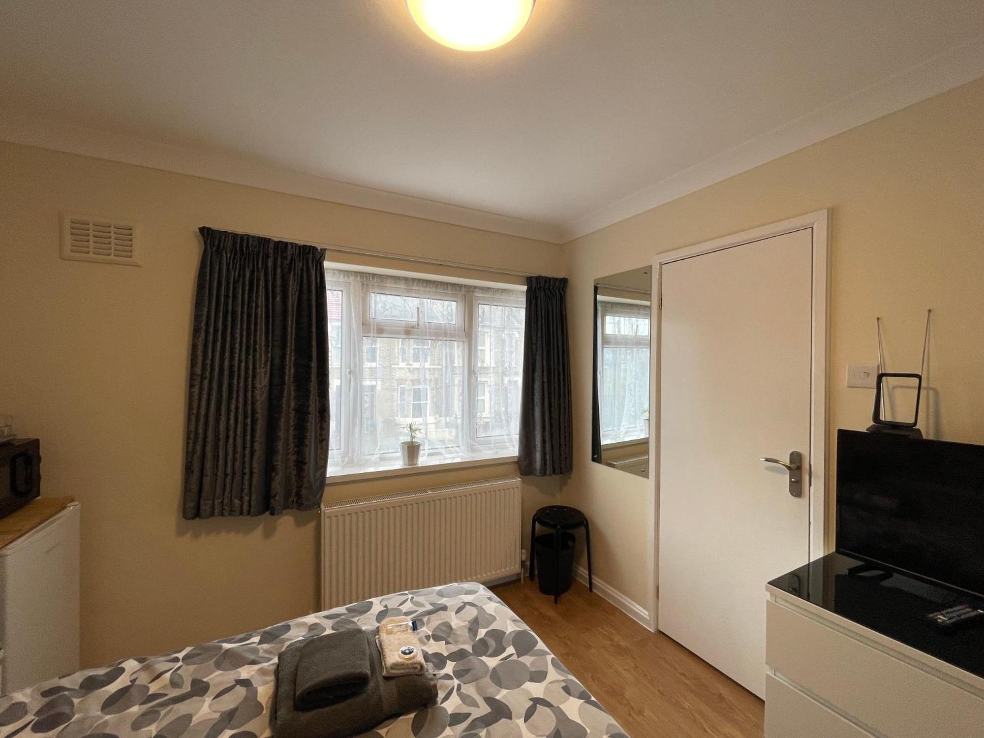 Kensal Lodge 2 Guest House 伦敦 外观 照片