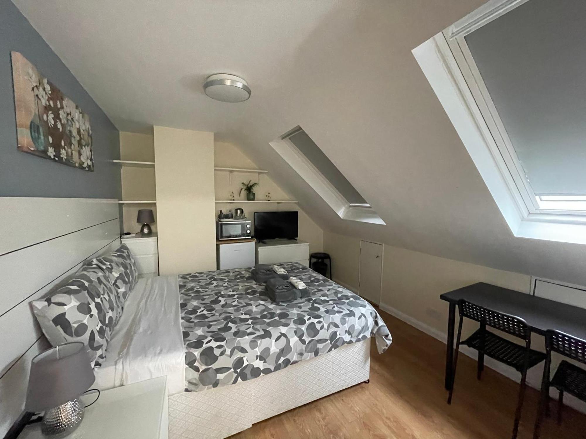 Kensal Lodge 2 Guest House 伦敦 外观 照片